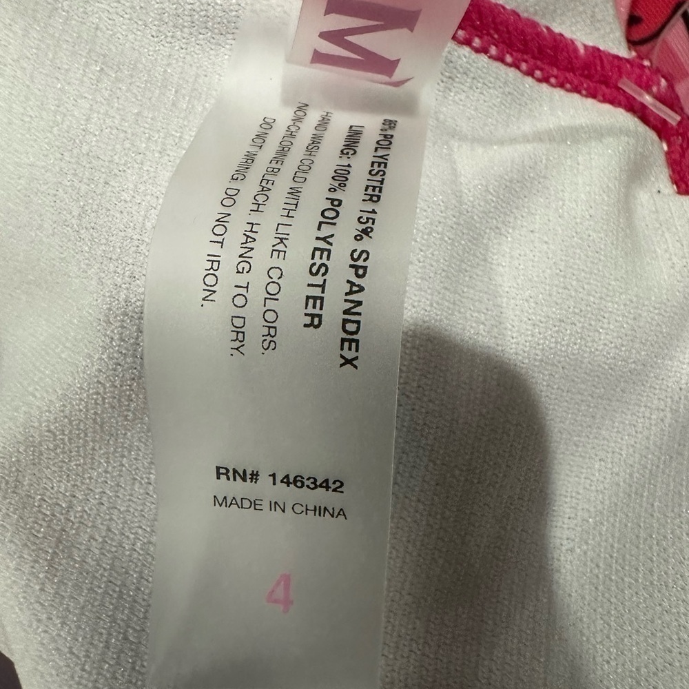 One piece bathing suit. - Picture 5 of 5